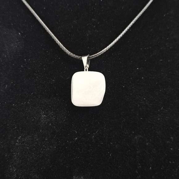 White Quartz Natural Stone Cube Necklace with 18in Black Chain SN5 - Picture 2 of 2